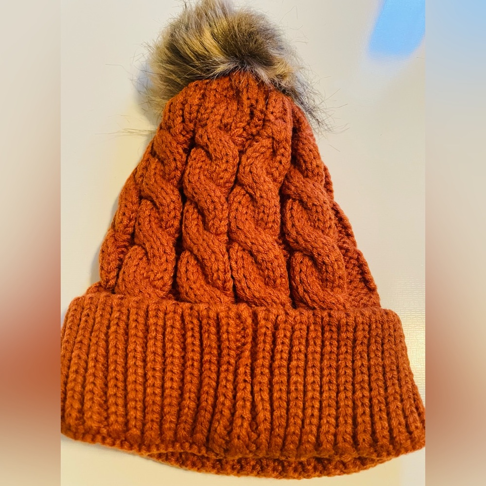 Fashion Classic Ribbed Knitted Beanie with Pom Solid Color